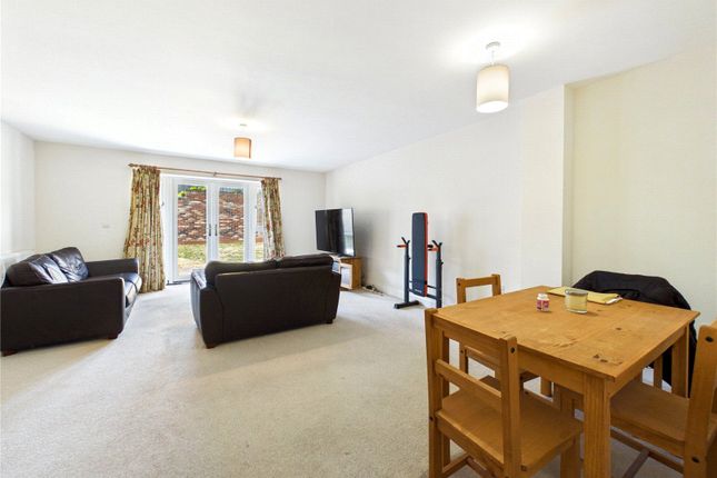 10, John Castle Way, Colchester photo 3