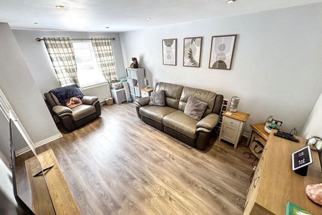 16, Fairfield Grove, Seaham photo 2