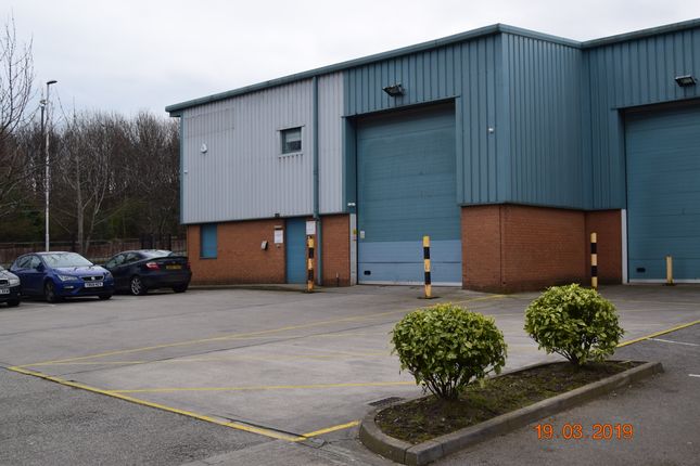Industrial to let in Unit 5, South Leeds Trade Centre, Belle Isle Road, Leeds