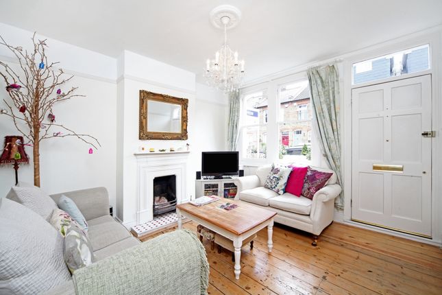 Thumbnail Terraced house to rent in Bourne Avenue, Windsor