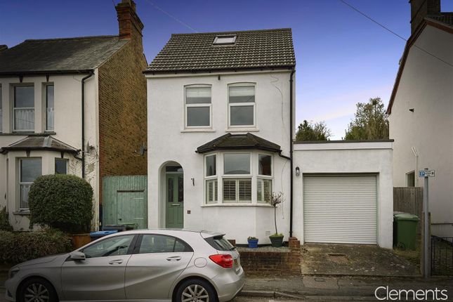 Thumbnail Detached house for sale in South Hill Road, Hemel Hempstead