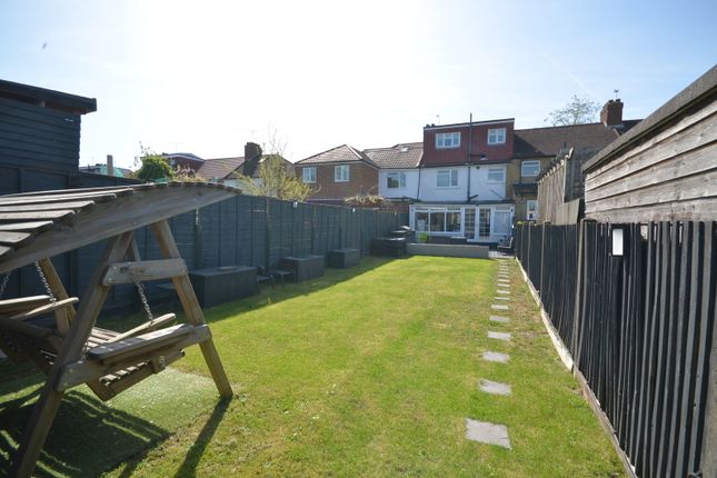 77, Radcliffe Road, Harrow photo 3