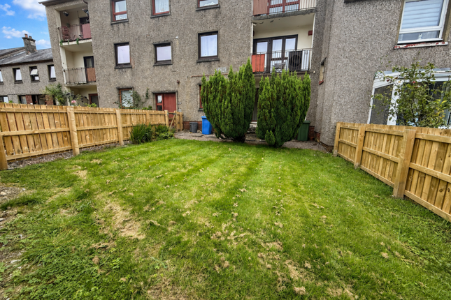 24, The Corries, Fort William photo 4