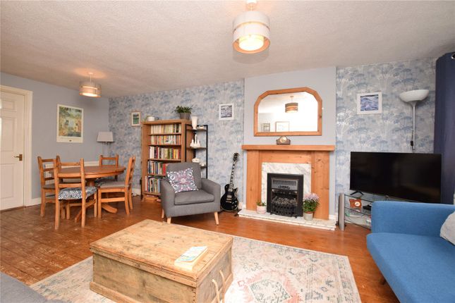 57, Wilfred Avenue, West Yorkshire photo 2