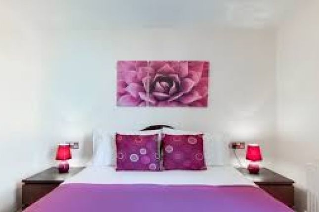 Thumbnail Shared accommodation to rent in Quainton Road, Leicester