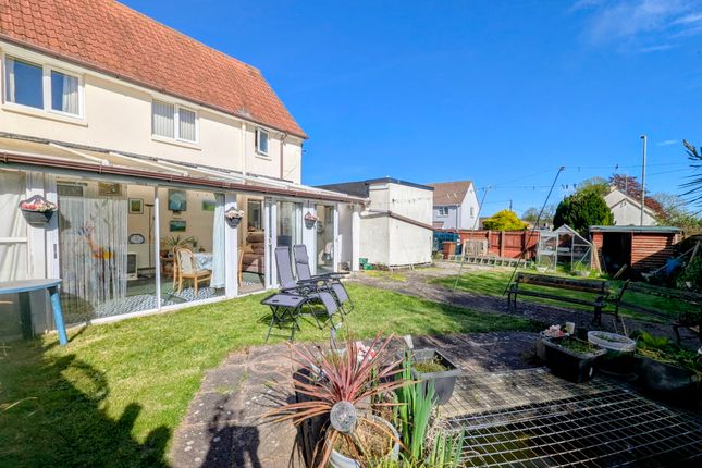 35, Somerlea Estate, Cullompton photo 3