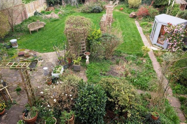 Greenwoods, 4, Croft Avenue, Dorking photo 2