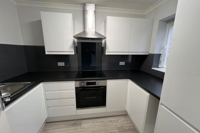 Flat for sale in Wesley Drive, Egham, Surrey