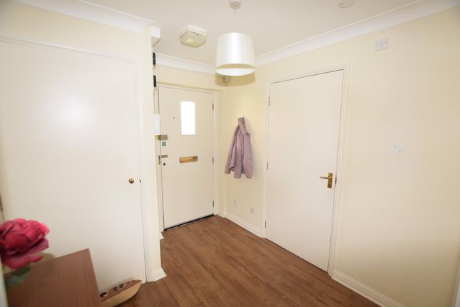 7, Mary Rose Mews, Alton photo 4