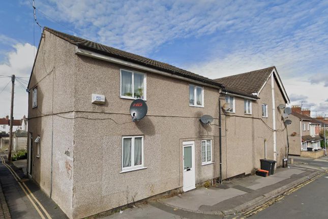 Thumbnail Property to rent in Crombey Street, Swindon
