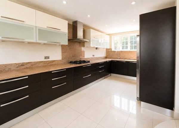 49, Hermitage Lane, Hampstead photo 2