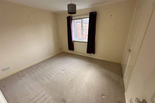 45, Abbotsbury Way, Swindon photo 5