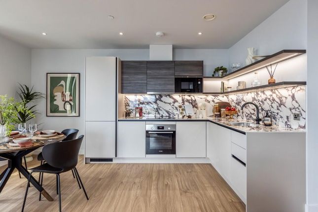 413, UNCLE Acton, North Acton, London, W3, Acton photo 5