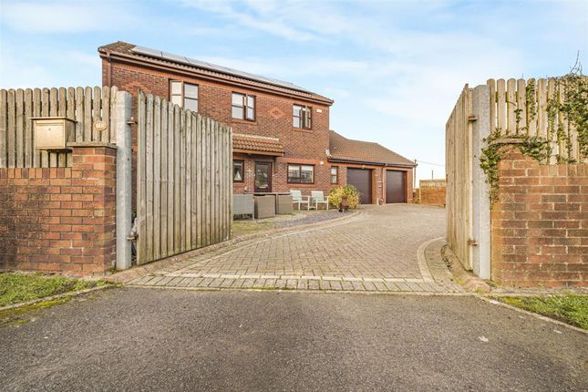 1 Greenacres, Swansea photo 4
