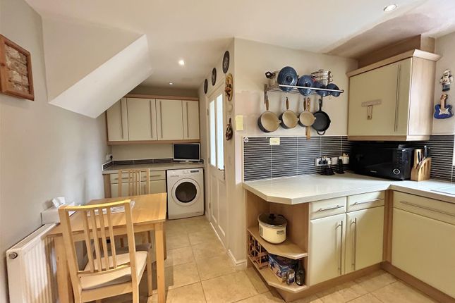 7, Chestnut Way, Selby photo 2