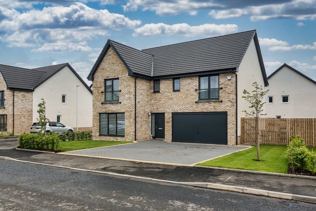 Thumbnail Detached house for sale in 15 Glenluce Drive, Bishopton