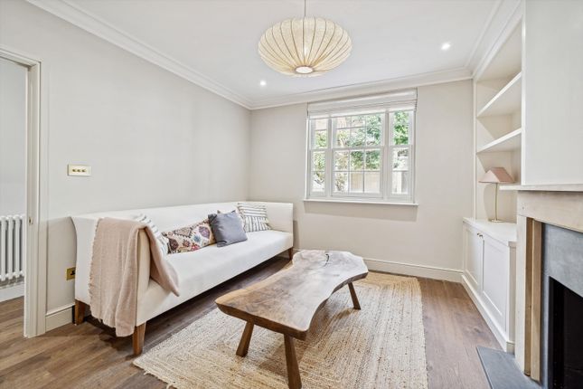 Terraced house to rent in Passmore Street, London