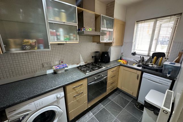 191, GROVE ROAD, CHADWELL HEATH, ESSEX photo 2