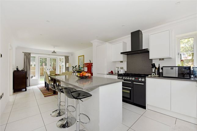 Bramble Cottage, 3A, Hedgerley Lane, Buckinghamshire photo 2