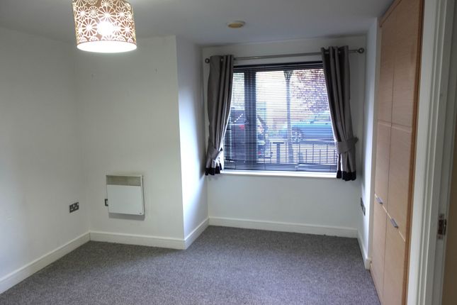 Flat for sale in Fitzwilliam Street, Bletchley, Milton Keynes