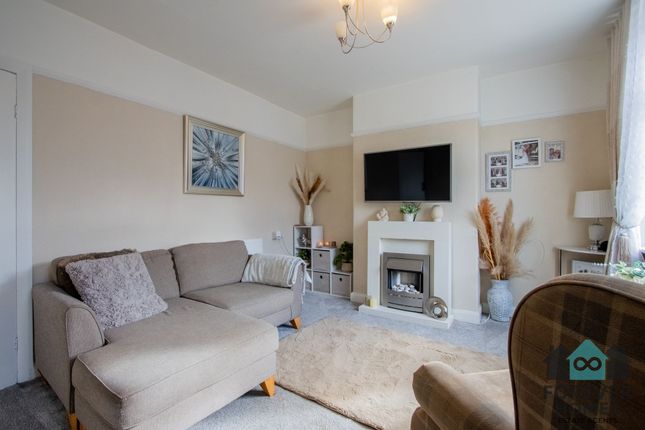 14 Coronation Street, Barnsley photo 4