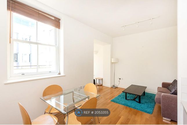 Flat to rent in Joiners Yard, London