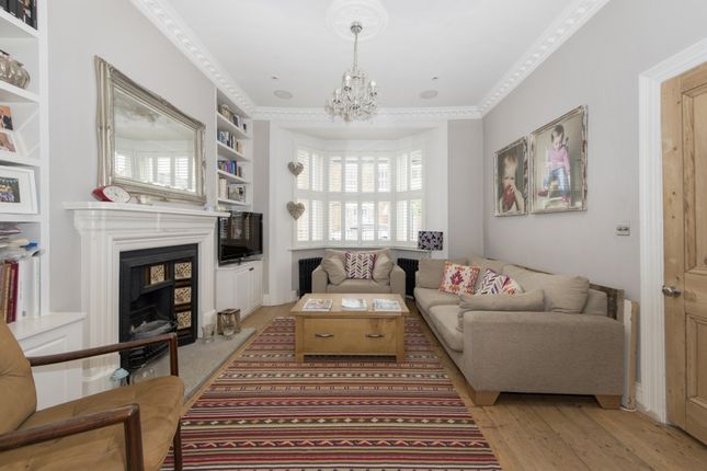 Thumbnail Terraced house to rent in Balvernie Grove, Southfields