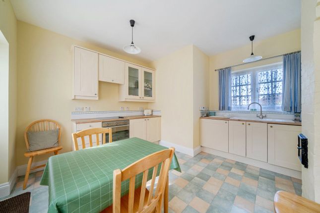 7A,, Moorlands Road, Budleigh Salterton photo 3