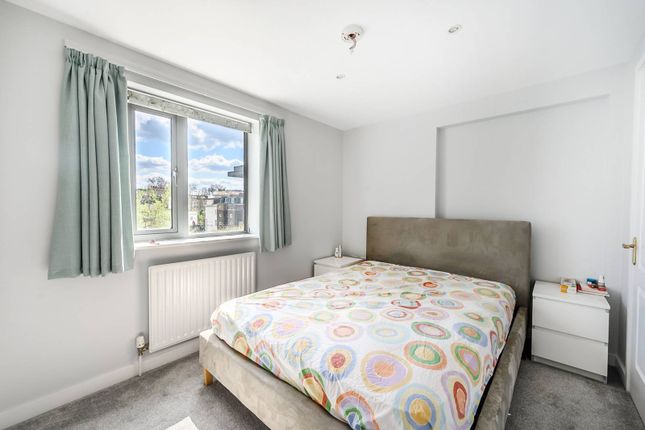Thumbnail Flat for sale in Hindon Court, Pimlico, London