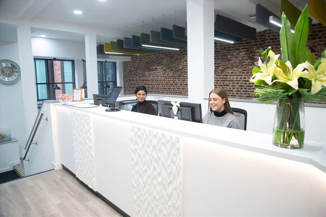 Office to let in 10 Whites Row, Coppergate House, London