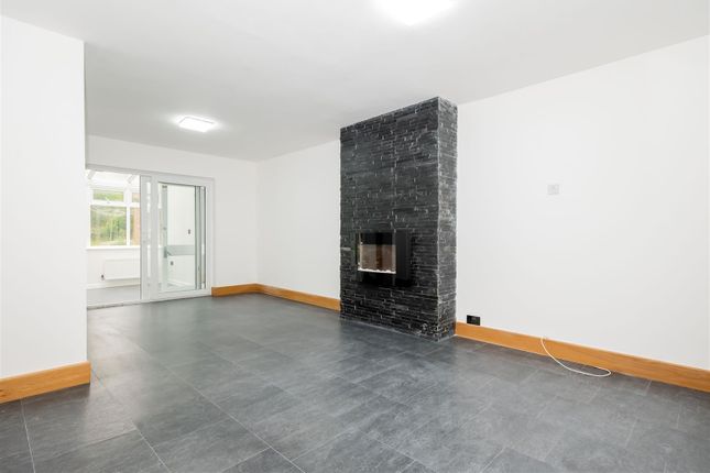 43, Old Pasture Road, Frimley, Camberley photo 3