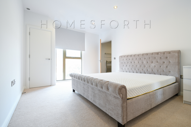 Thumbnail Flat to rent in Crondall Street, Hoxton