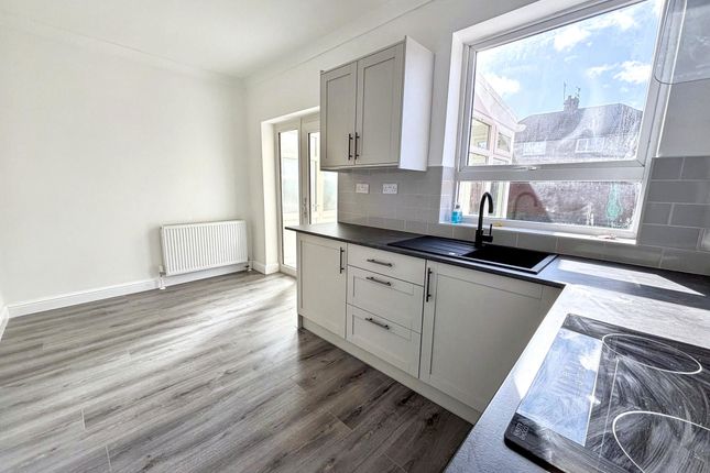 19, Meldon Gardens, Gateshead photo 4