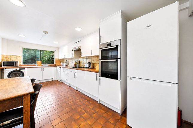 30, Hatchard Road, London photo 2