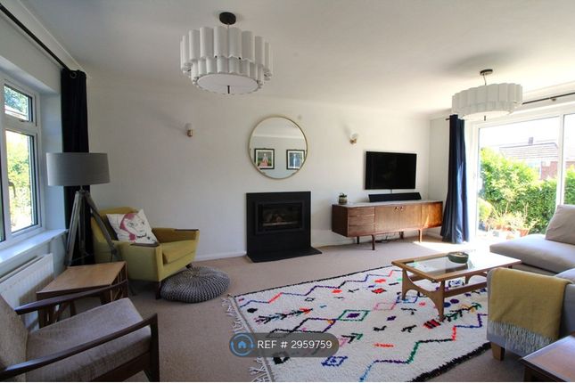 Abbey Hill Close, Winchester photo 2