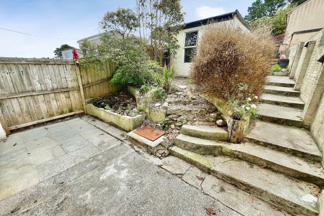 22, Churchill Walk, Saltash photo 4