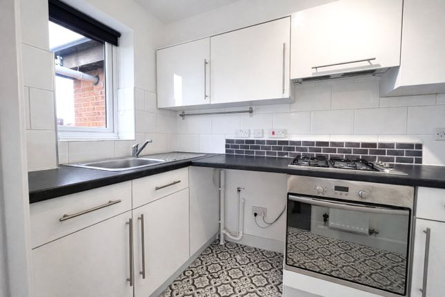17, Rye Grove, Liverpool photo 2