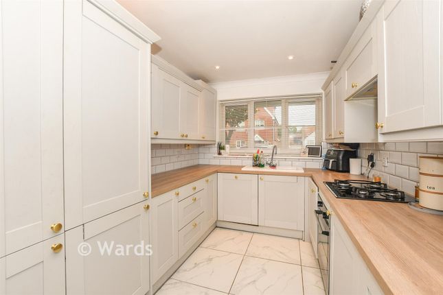 67, Finch Close, Faversham photo 2