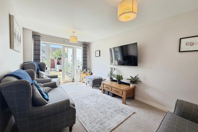 22, Larch Way, Red Lodge photo 3