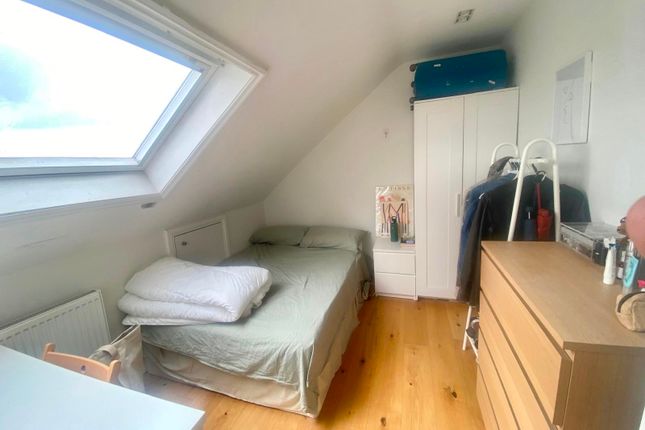 36c Montpelier Grove, London photo 5