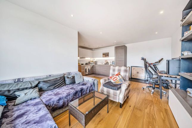 Thumbnail Flat for sale in Silverworks Close, Colindale, London