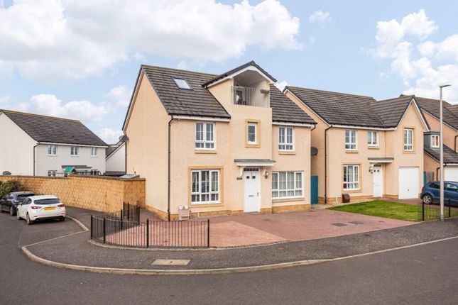 Thumbnail Detached house for sale in Church View, Winchburgh