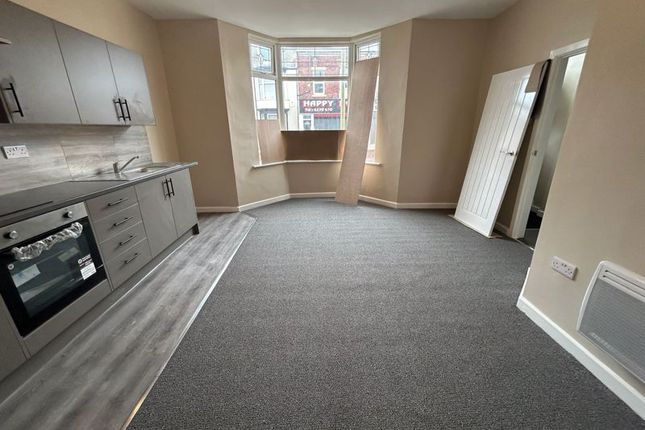 Thumbnail Flat to rent in Stanhope Road, South Shields