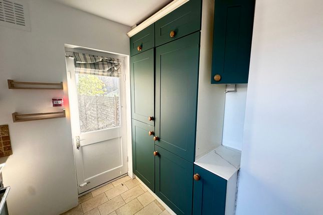 125-127, Longhurst Road, London photo 3