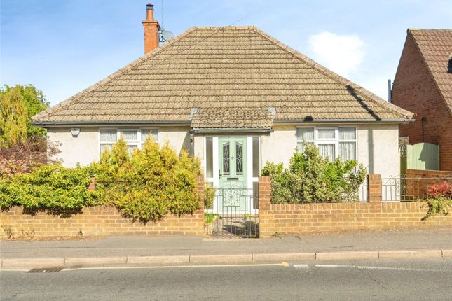 2-bed bungalow on 85, Stanbridge Road, Bedfordshire, £400,000