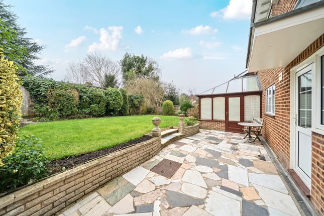 16, Copley Dene, Bromley photo 4
