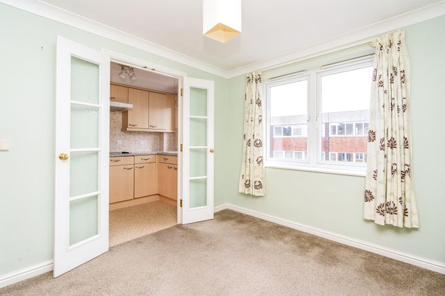 Flat for sale in Popes Court, Popes Lane, Totton, Southampton