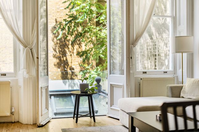 Trebovir Road, Earls Court photo 4