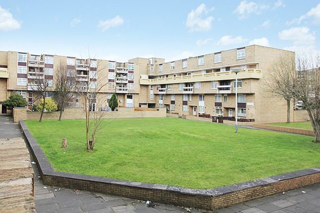 3 bed maisonette for sale in Wellington Walk, Washington