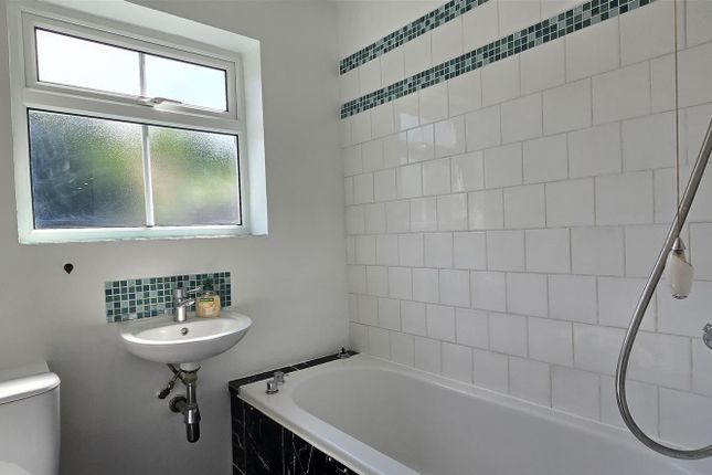 61, Queens Road, Reading photo 5